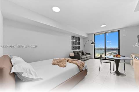 121 NE 5th St 3200, Miami FL - photo 7 of 19