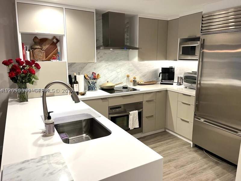 1 bedroom Condominium at 3540 Main Hwy 204, Grove Garden Residences C, Miami — photo 4