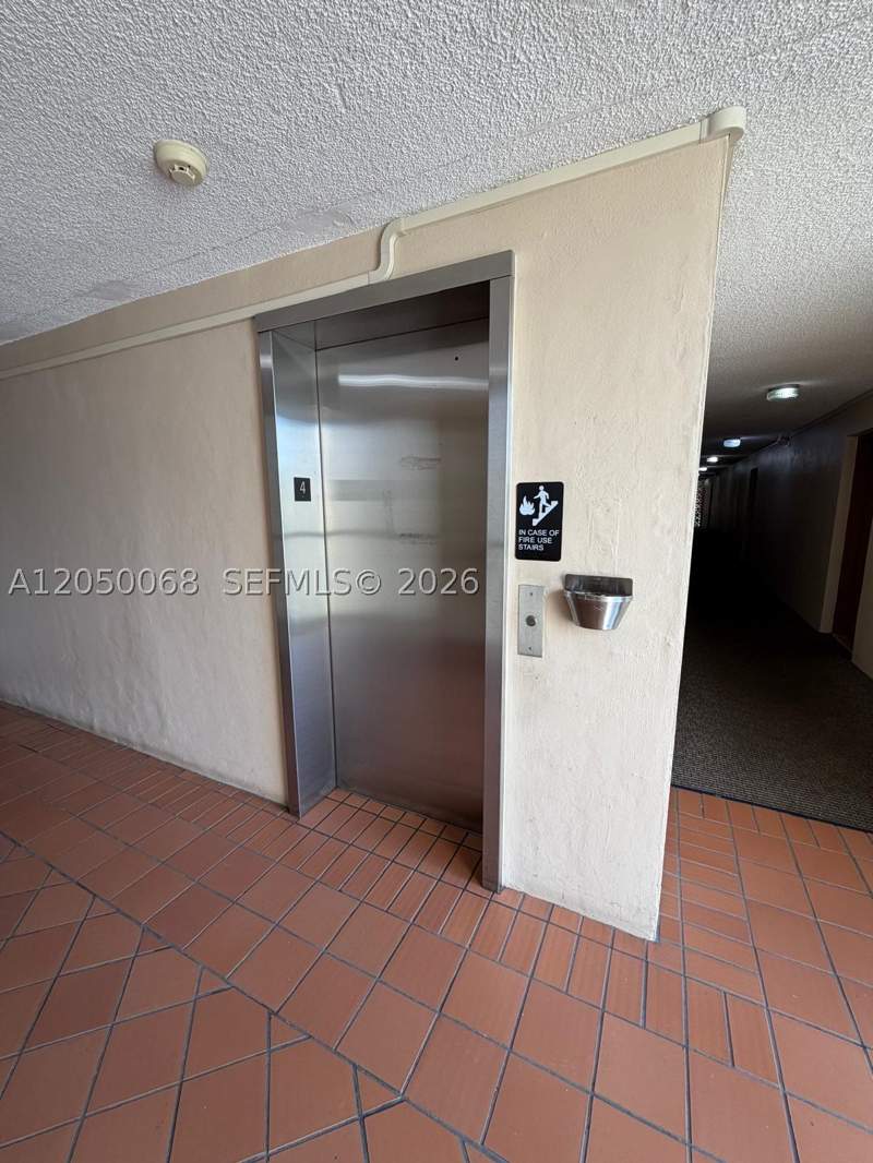 1 bedroom Condominium at 14421 N Kendall Dr 412M, Promenade At Kendale Lake, Miami — photo 3