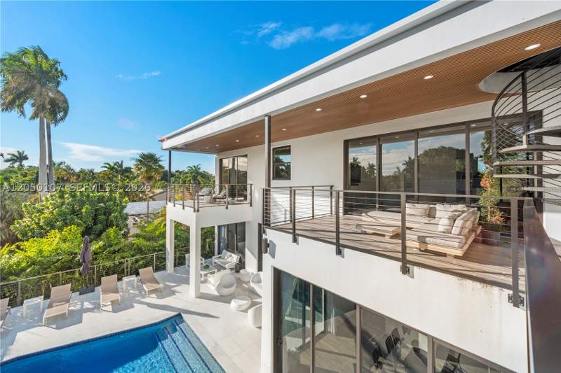 6 bedroom SingleFamilyResidence at 1276 NE 93rd St, Bay Lure, Miami Shores — photo 3