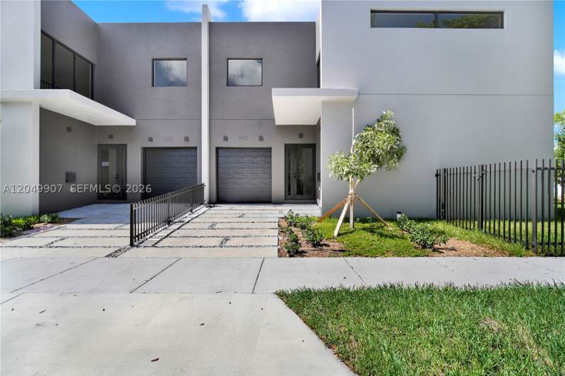 3 bedroom Condominium at 3437 SW 29th St 3437, Overbrook Park, Miami — photo 2