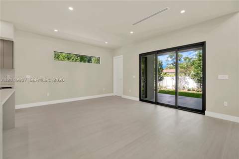 3437 SW 29th St 3437, Miami FL - photo 6 of 46