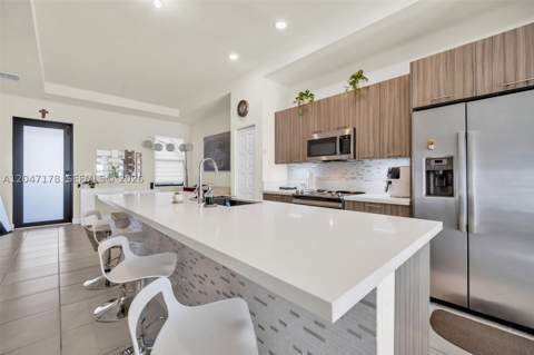 8045 NW 104th Ave 32, Doral FL - photo 7 of 35