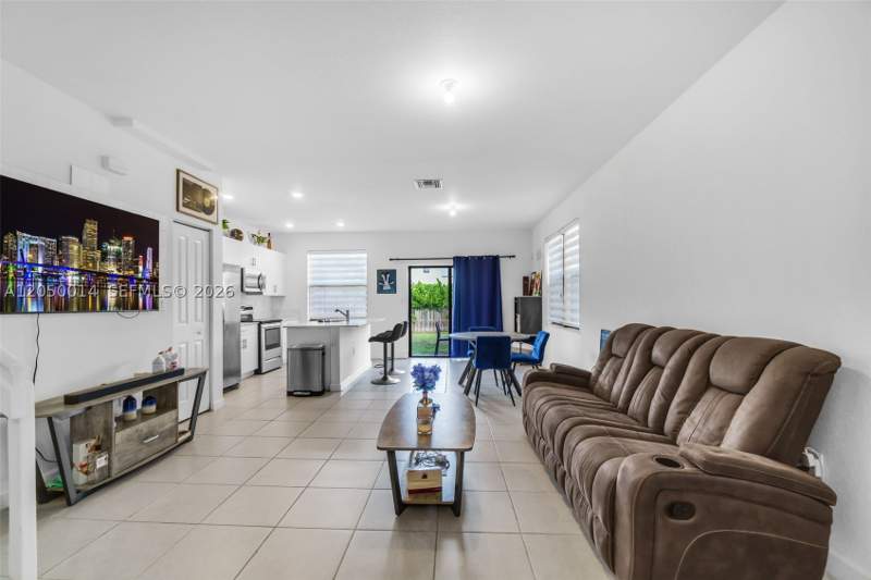 3 bedroom Townhouse at 25500 SW 108th Ave, Allapattah Gdns, Homestead — photo 5