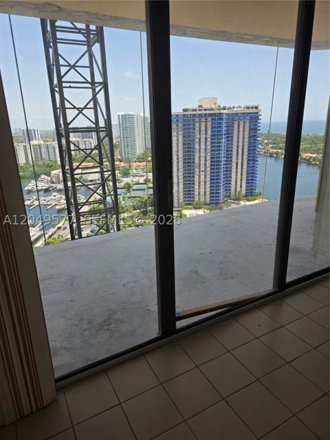19355 Turnberry Way 25C, Aventura FL - photo 13 of 20