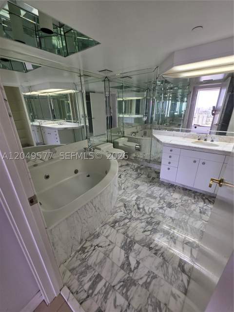 19355 Turnberry Way 25C, Aventura FL - photo 16 of 20