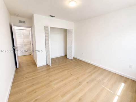 552 NW 7th St 6, Florida City FL - photo 17 of 24