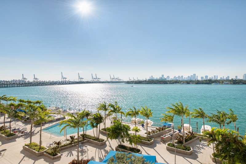 1 bedroom Condominium at 800 West Ave 631, South Bay Club Condo, Miami Beach — photo 1
