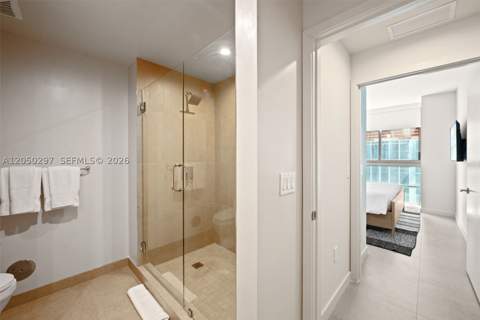 11 NE 6th St 2605, Miami FL - photo 19 of 39