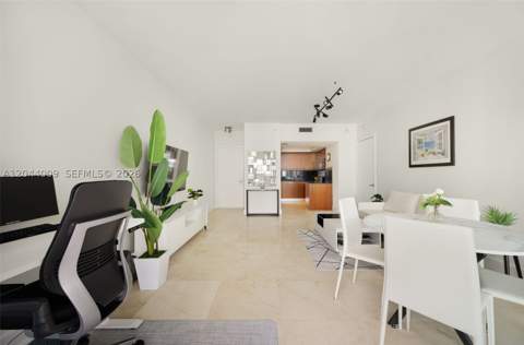 1331 Brickell Bay Dr 904, Miami FL - photo 15 of 34