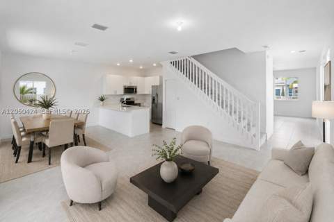 715 SE 15th St ., Homestead FL - photo 6 of 65
