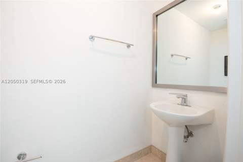 90 SW 3rd St 2113, Miami FL - photo 19 of 36