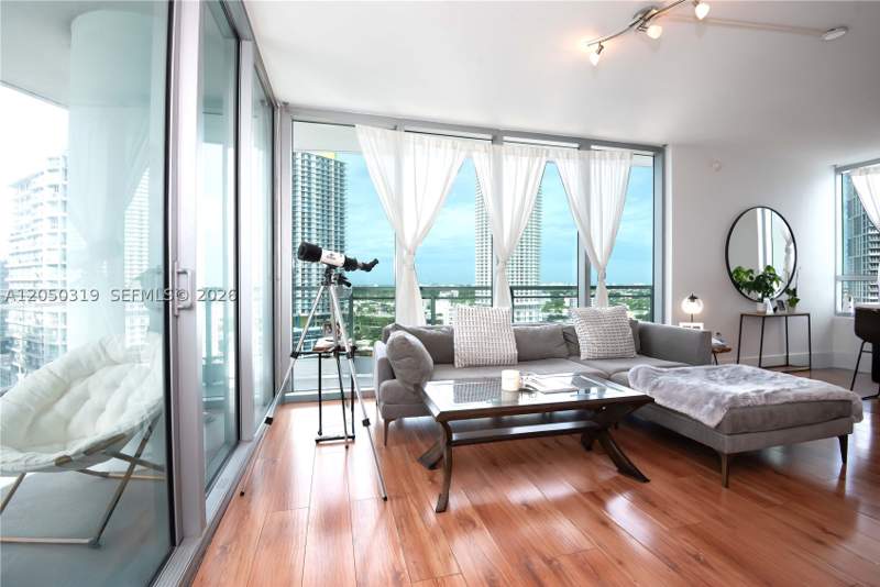 2 bedroom Condominium at 90 SW 3rd St 2113, Ivy Condo, Miami — photo 3