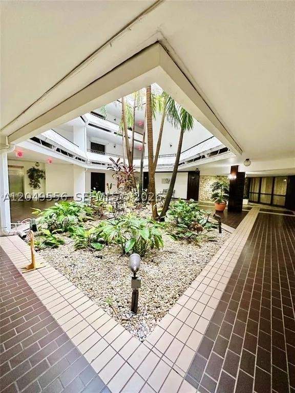 2 bedroom Condominium at 13953 Kendale Lakes Cir 410B, Towers Of Kendale Lakes C, Miami — photo 5