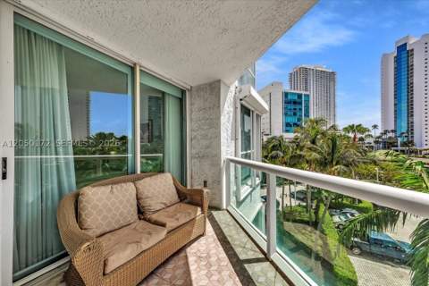 16400 Collins Ave 342, Sunny Isles Beach FL - photo 14 of 80
