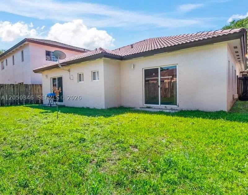 4 bedroom SingleFamilyResidence at 22901 SW 114th Ave, SILVER PALM HOMES, Miami — photo 2