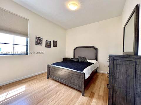 965 NE 193rd Ter, Miami FL - photo 13 of 37