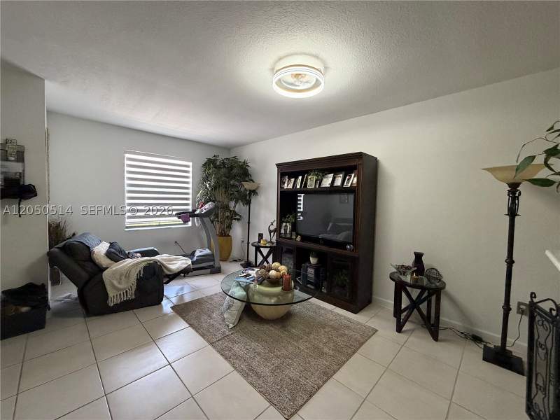 3 bedroom Townhouse at 28710 SW 133 Rd Ct, Pine Isle, Homestead — photo 4