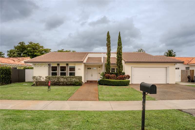 4 bedroom SingleFamilyResidence at 2431 SW 124th Ave, International Gardens Sec, Miami — photo 1