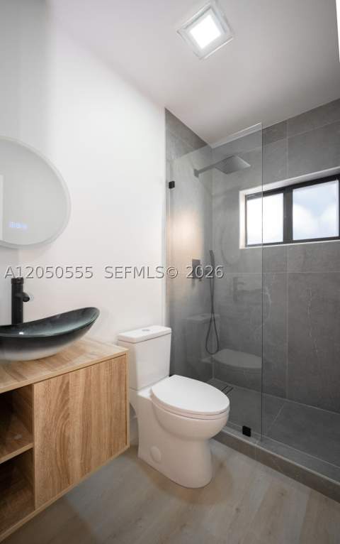 15411 NE 10th Ave, North Miami Beach FL - photo 7 of 18