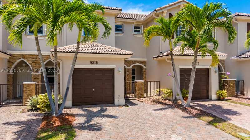 2 bedroom Townhouse at 9315 SW 221 Street, Lakes By The Bay Cee, Cutler Bay — photo 1