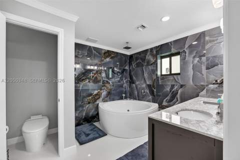 8024 SW 91st Ave, Miami FL - photo 11 of 23