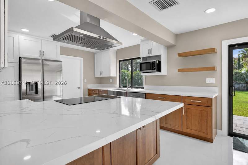 3 bedroom SingleFamilyResidence at 8024 SW 91st Ave, Dwellings Park, Miami — photo 2