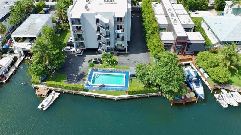 1 bedroom Condominium at 860 NE 78th St 303, Bay Vista Condo, Miami — photo 1