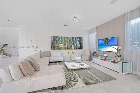7515 NW 99th Ave, Doral FL - photo 11 of 37