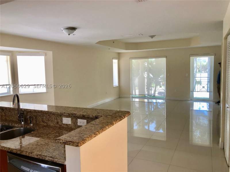 3 bedroom Townhouse at 18451 NE 27th Pl, Merco At Aventura, Aventura — photo 2