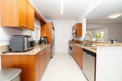 18451 NE 27th Pl, Aventura FL - photo 23 of 82