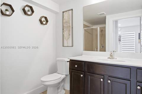 16930 SW 90th St, Miami FL - photo 13 of 63