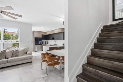 16930 SW 90th St, Miami FL - photo 8 of 63