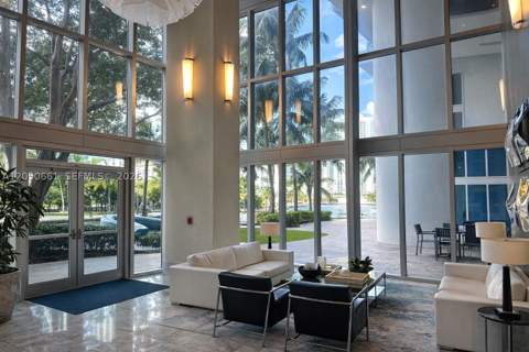 185 SW 7th St 3704, Miami FL - photo 9 of 29