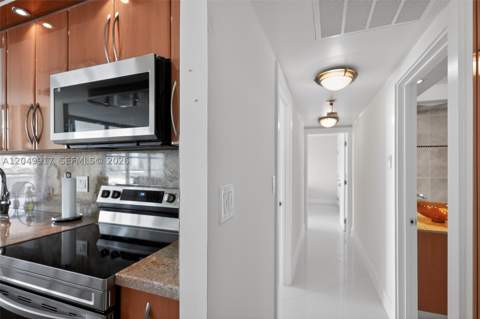 230 174th St 902, Sunny Isles Beach FL - photo 14 of 32