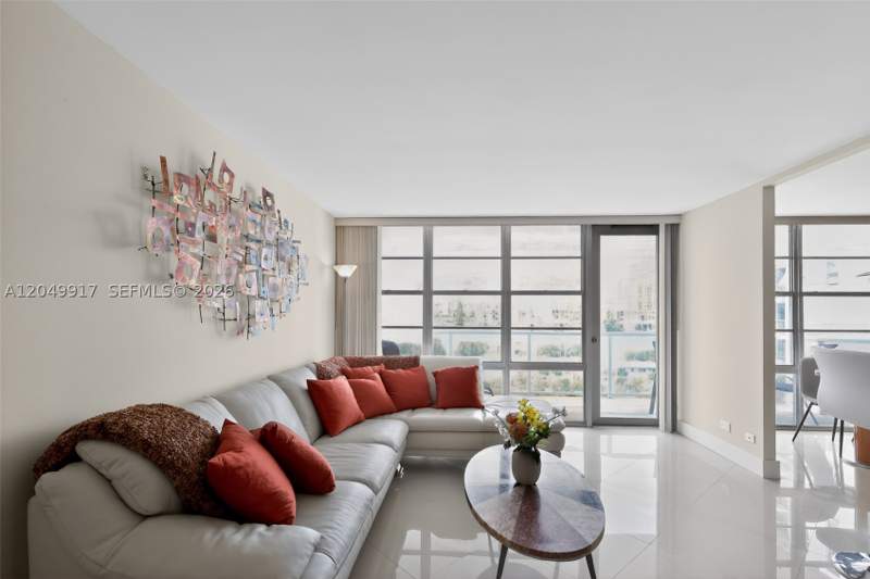 2 bedroom Condominium at 230 174th St 902, Winston Tower 300, Sunny Isles Beach — photo 5