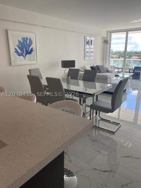 5601 Collins Ave 722, Miami Beach FL - photo 12 of 57