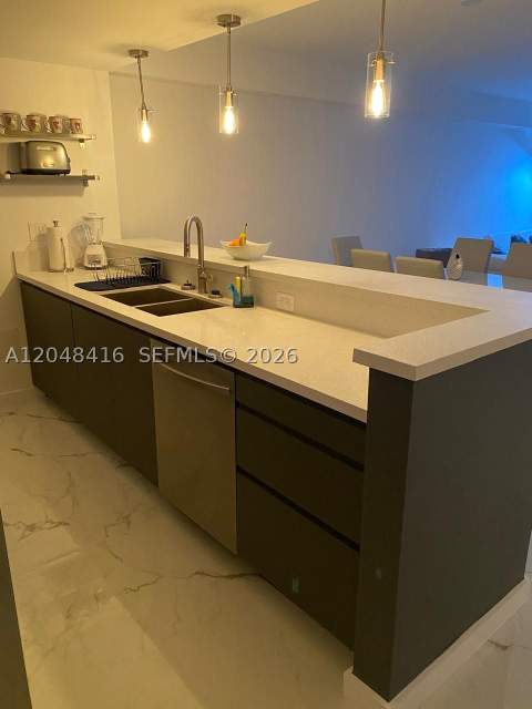 5601 Collins Ave 722, Miami Beach FL - photo 22 of 57