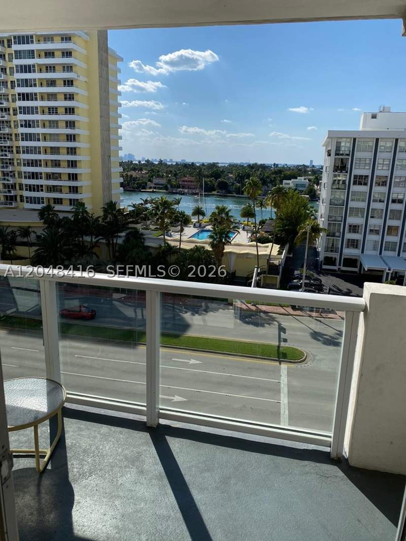 1 bedroom Condominium at 5601 Collins Ave 722, The Pavilion Condo, Miami Beach — photo 5