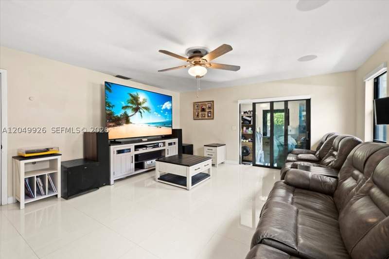 4 bedroom SingleFamilyResidence at 40 NW 119th St, La Paloma, Miami — photo 3