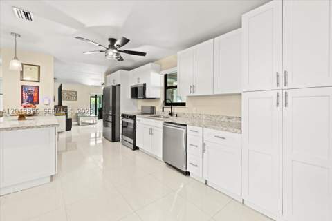 40 NW 119th St, Miami FL - photo 7 of 29