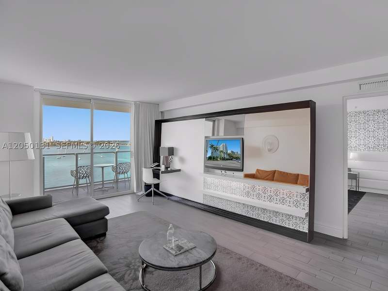 1 bedroom Condominium at 1100 West Ave 1024, 1100 West Condo, Miami Beach — photo 2