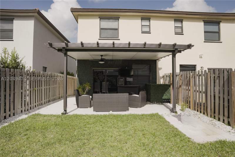 3 bedroom SingleFamilyResidence at 25540 SW 108th Ct, Allapattah Gdns, Homestead — photo 5