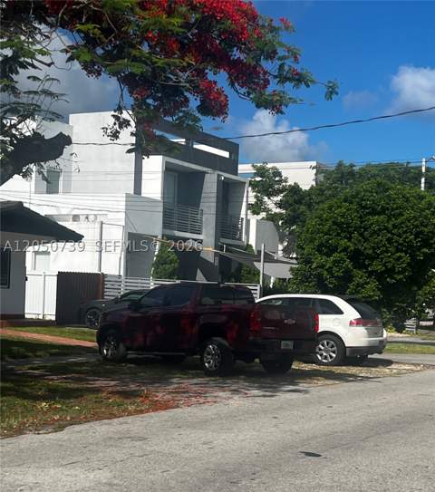 3555 SW 23rd St, Miami FL - photo 8 of 9