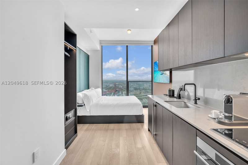 0 bedroom Condominium at 20 NE 11th St 4607A, E11Even, Miami — photo 1