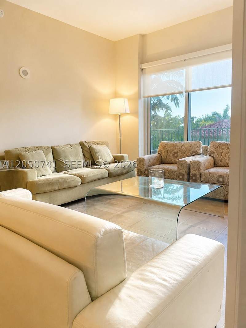 3 bedroom Condominium at 20000 E Country Club Dr 405, Turnberry Village, Aventura — photo 3