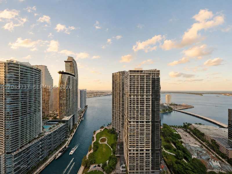 3 bedroom Condominium at 77 SE 5th Street Uph01, Viceroy Residences, Miami — photo 1