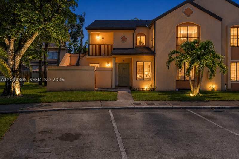 2 bedroom Condominium at 8211 NW 191st St 3-H, Fontana Point Condo, Hialeah — photo 1