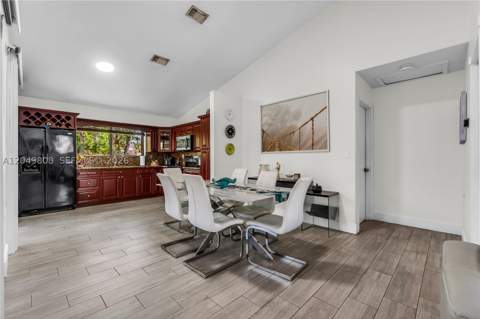 8211 NW 191st St 3-H, Hialeah FL - photo 13 of 50