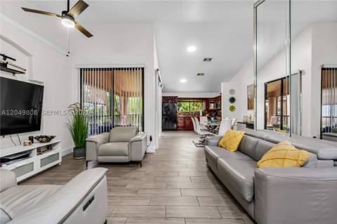 8211 NW 191st St 3-H, Hialeah FL - photo 8 of 50